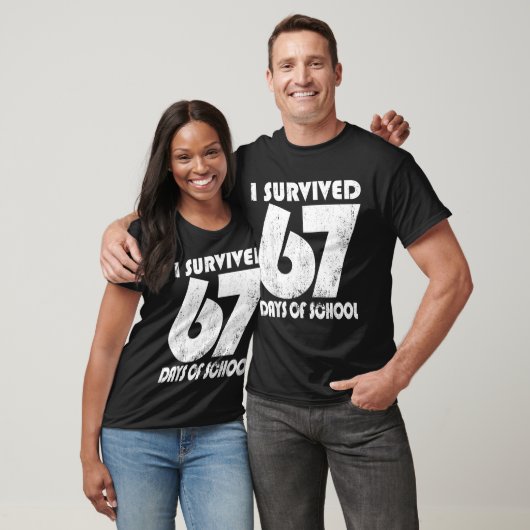 I Survived 67 Days Of School Funny Meme 67 Teacher Tシャツ (ユニセックス)