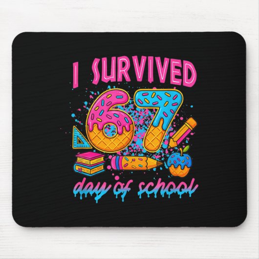 I Survived 67 Days Of School Funny Meme Ice Cream マウスパッド (正面)
