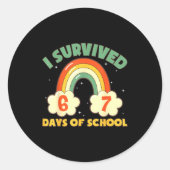 I Survived 67 Days Of School Funny Meme Student Te ラウンドシール (正面)