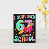 I Survived 67 Days Of School Funny Meme Teacher St カード (黄色い花)