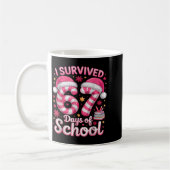 I Survived 67 Days Of School Funny Meme Teacher St コーヒーマグカップ (左)