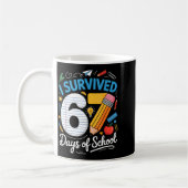 I Survived 67 Days Of School Funny Meme Teacher St コーヒーマグカップ (左)
