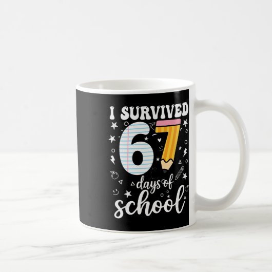 I Survived 67 Days Of School Funny Meme Teacher St コーヒーマグカップ (右)