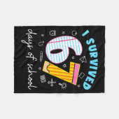 I Survived 67 Days Of School Funny Meme Teacher St フリースブランケット (正面(横))