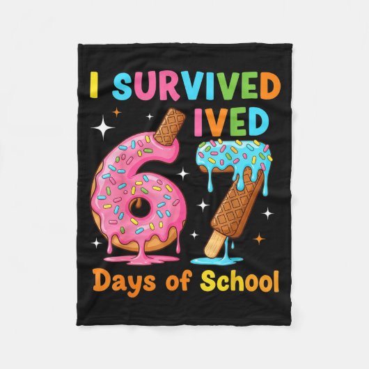 I Survived 67 Days Of School Funny Meme Teacher St フリースブランケット (正面)