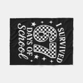 I Survived 67 Days Of School Funny Meme Teacher St フリースブランケット (正面(横))