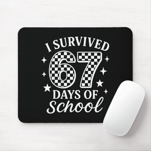 I Survived 67 Days Of School Funny Meme Teacher St マウスパッド (マウス)