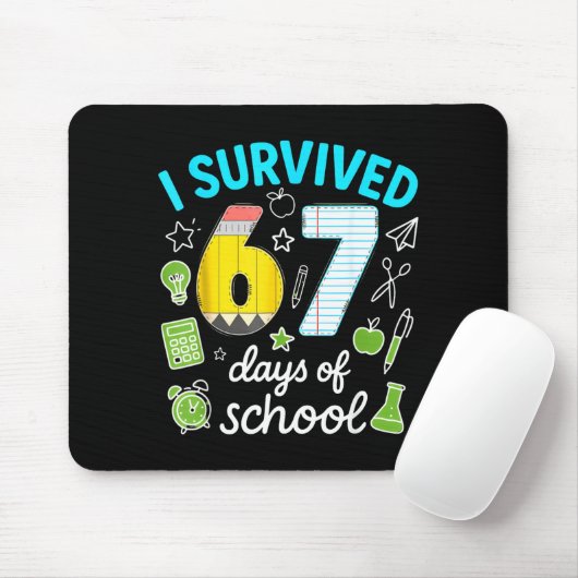 I Survived 67 Days Of School Funny Meme Teacher St マウスパッド (マウス)