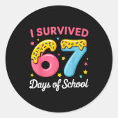 I Survived 67 Days Of School Funny Meme Teacher St ラウンドシール (正面)
