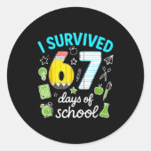 I Survived 67 Days Of School Funny Meme Teacher St ラウンドシール (正面)