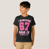 I Survived 67 Days Of School Funny Meme Teacher St Tシャツ (正面フル)