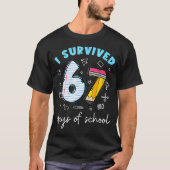 I Survived 67 Days Of School Funny Meme Teacher St Tシャツ (正面)