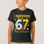 I Survived 67 Days Of School Funny Meme Teacher St Tシャツ (正面)