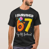 I Survived 67 Days Of School Funny Meme Teacher St Tシャツ (正面)