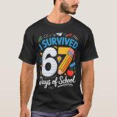 I Survived 67 Days Of School Funny Meme Teacher St Tシャツ (正面)