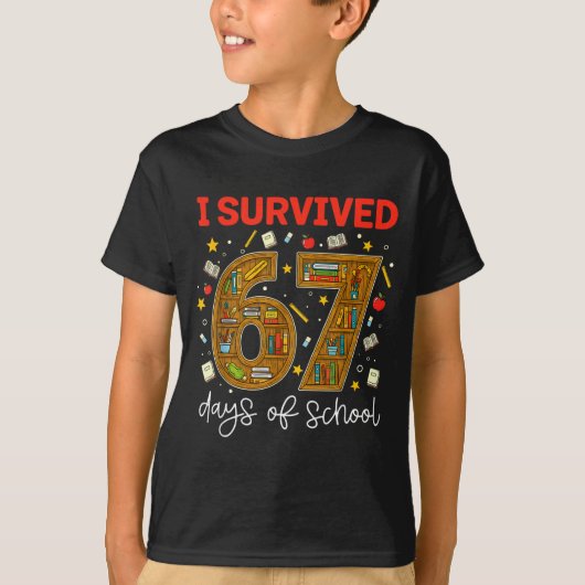 I Survived 67 Days Of School Funny Meme Teacher St Tシャツ (正面)