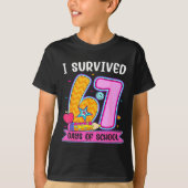 I Survived 67 Days Of School Funny Meme Teacher St Tシャツ (正面)