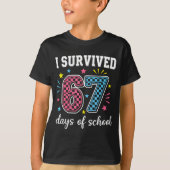 I Survived 67 Days Of School Funny Meme Teacher St Tシャツ (正面)