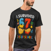 I Survived 67 Days Of School Funny Meme Teacher St Tシャツ (正面)