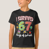 I Survived 67 Days Of School Funny Meme Teacher St Tシャツ (正面)
