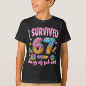 I Survived 67 Days Of School Funny Meme Teacher St Tシャツ (正面)