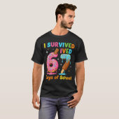 I Survived 67 Days Of School Funny Meme Teacher St Tシャツ (正面フル)