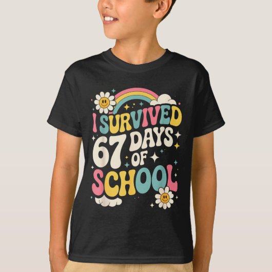 I Survived 67 Days Of School Funny Six Seven 6 7 M Tシャツ (正面)