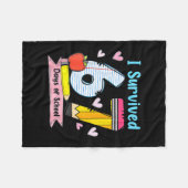 I Survived 67 Days Of School, Funny Teachers Stude フリースブランケット (正面(横))
