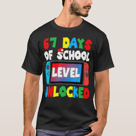 I Survived 67 Days Of School Gamer 67 Days Student Tシャツ (正面)
