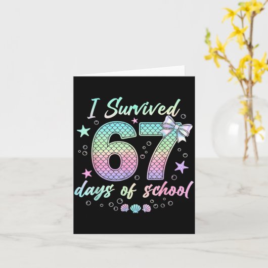 I Survived 67 Days Of School Mermaid Coquette Bow  カード (黄色い花)