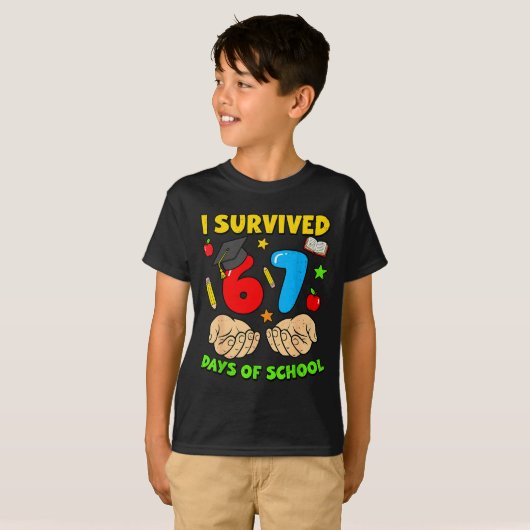 I Survived 67 Days Of School Six Seven Meme Studen Tシャツ (正面フル)