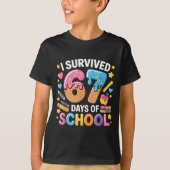I Survived 67 Days Of School Teacher Student Ice C Tシャツ (正面)