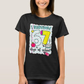 I Survived 67 Days Of School Teacher Student Six S Tシャツ (正面)