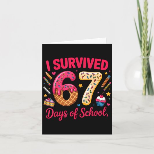 I Survived 67 Days Of School Teachers Students Tee カード (正面)