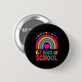 I Survived 67 Days Of School Tie Die Rainbow Lover 缶バッジ (正面&裏面)