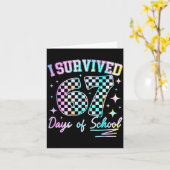 I Survived 67 Days Of School Tie Dye 67th Day Teac カード (黄色い花)
