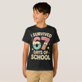 I Survived 67 Days Of School With A Funny Ice Crea Tシャツ (正面フル)