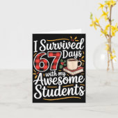 I Survived 67 Days With My Awesome Student Teacher カード (黄色い花)