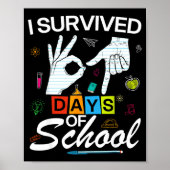 I Survived 6 7 Days Of School With Hands Funny Mem ポスター (正面)