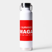 I Survived MAGA ウォーターボトル (正面)