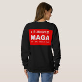 I Survived MAGA  スウェットシャツ (裏面フル)