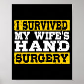I Survived My Wife's Hand Surgery Funny Recovery  ポスター (正面)