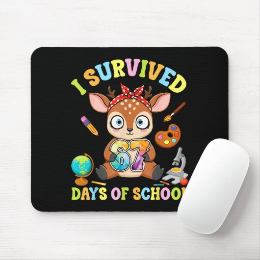 I Survived Six Seven Days Of School Cute Deer Stud マウスパッド (マウス)