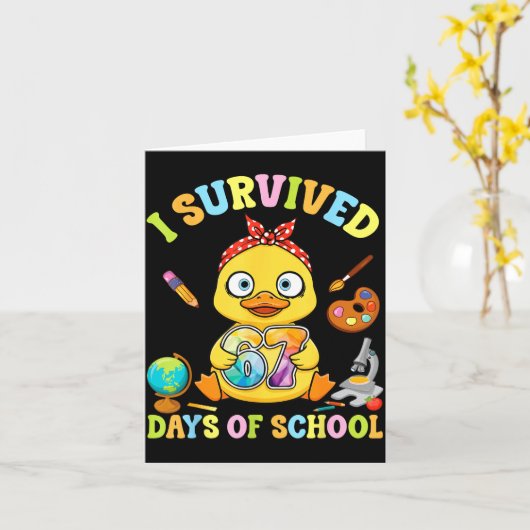 I Survived Six Seven Days Of School Cute Duck Stud カード (黄色い花)