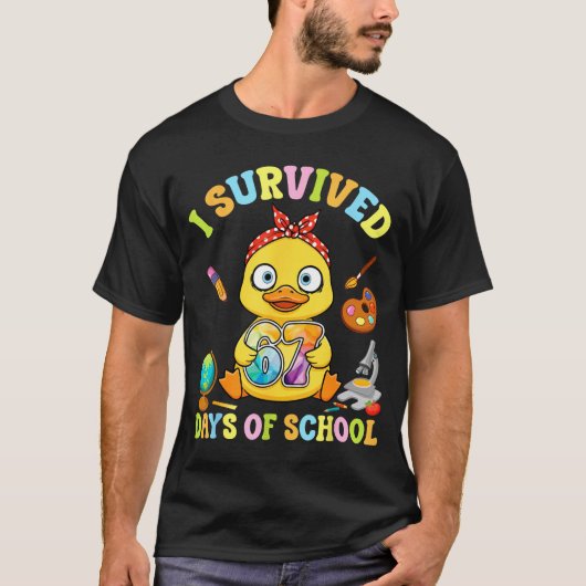 I Survived Six Seven Days Of School Cute Duck Stud Tシャツ (正面)