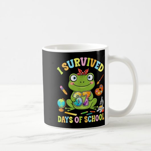 I Survived Six Seven Days Of School Cute Frog Stud コーヒーマグカップ (右)