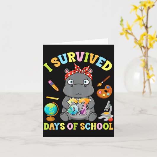 I Survived Six Seven Days Of School Cute Hip Stude カード (黄色い花)