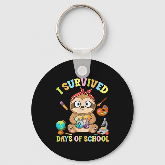 I Survived Six Seven Days Of School Cute Sloth Stu キーホルダー (正面)