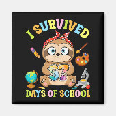 I Survived Six Seven Days Of School Cute Sloth Stu マグネット (正面)