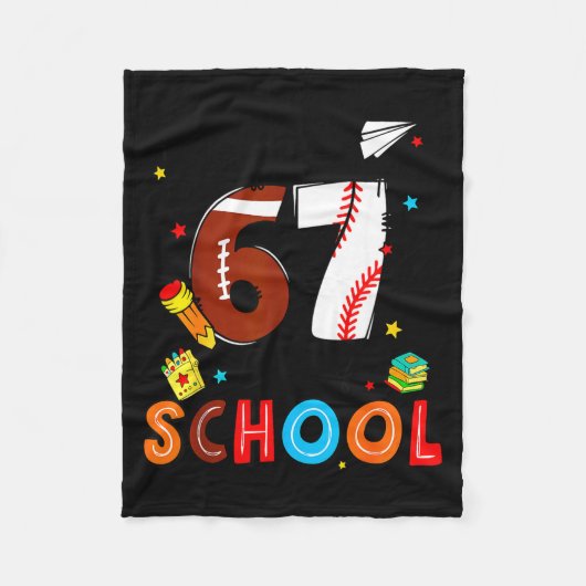 I Survived Sixty Seven Days Of School Funny Baseba フリースブランケット (正面)